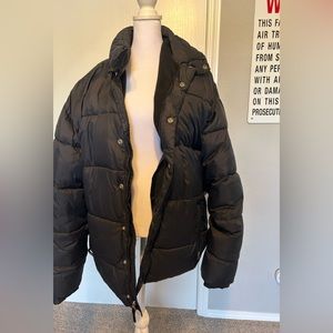 XL black men’s winter jacket. Old Navy